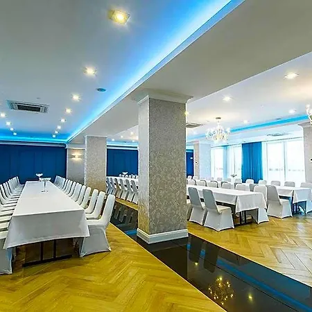 Garden Hotel