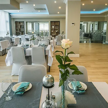 Garden Hotel