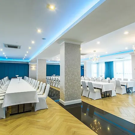 Garden Hotel 3*